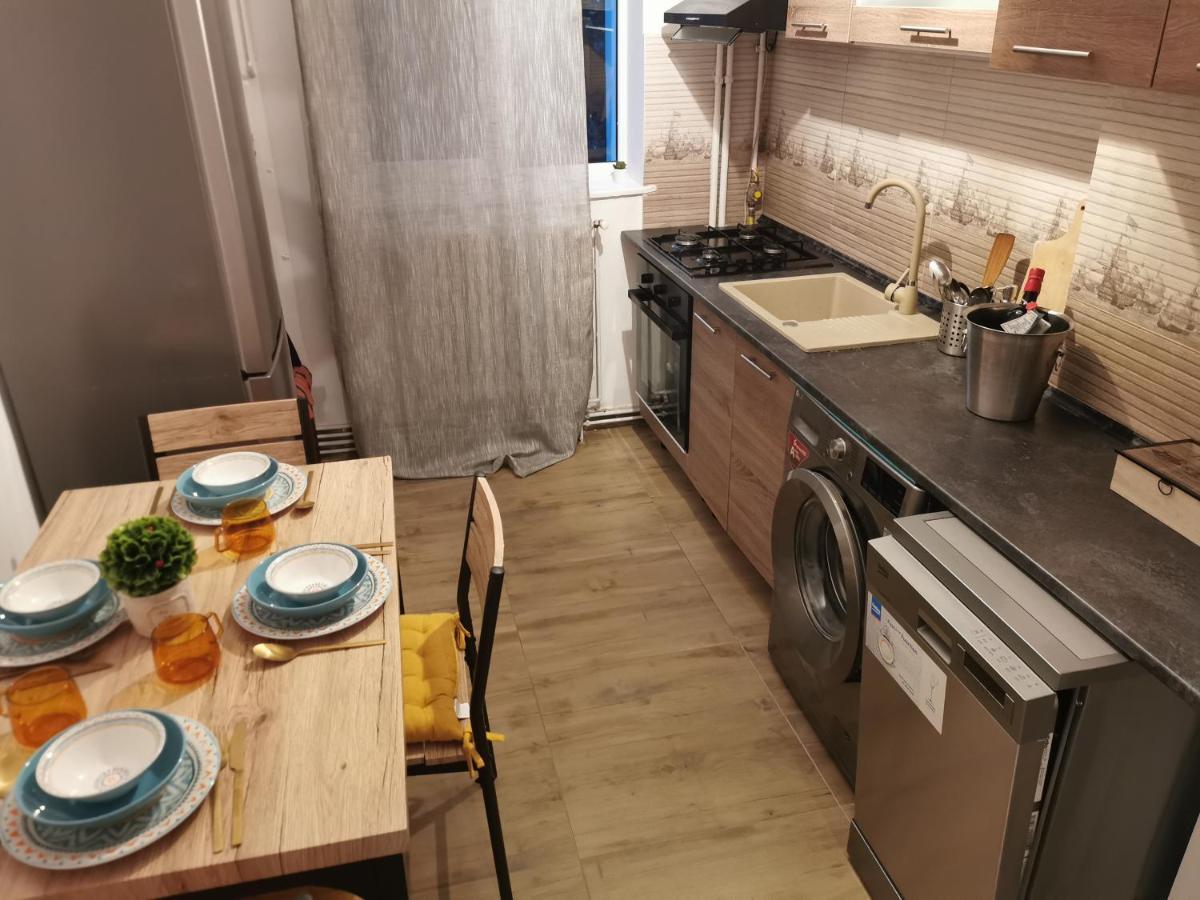 Apartament Downtown Leilighet Cluj-Napoca Eksteriør bilde